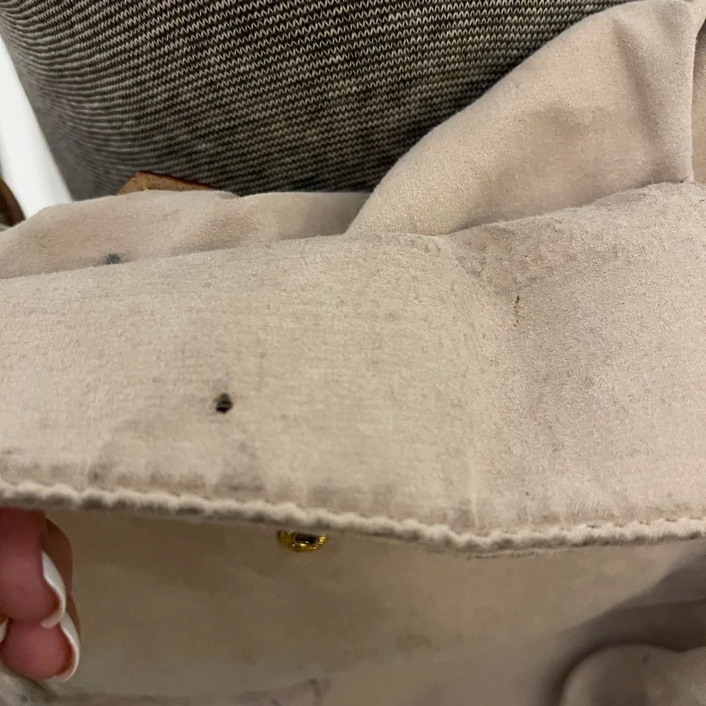 Louis Vuitton Monogram Galleria Pm - Picture 8 of 16